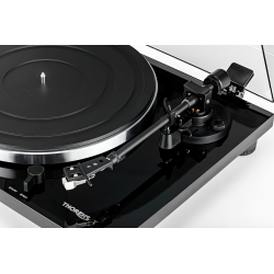 Gramofón Thorens TD 201 Čierna lesklá